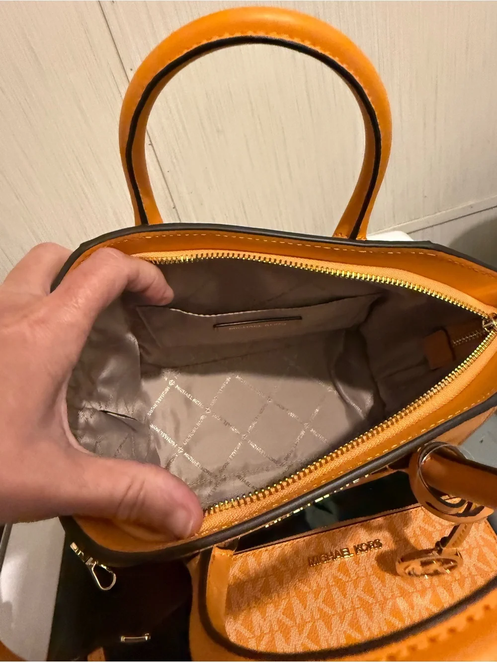 Michael Kors nwot small